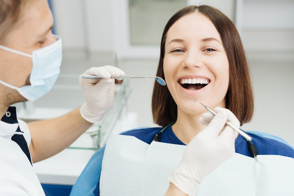 Dlaczego każdy potrzebuje usług profesjonalnego dentysty?